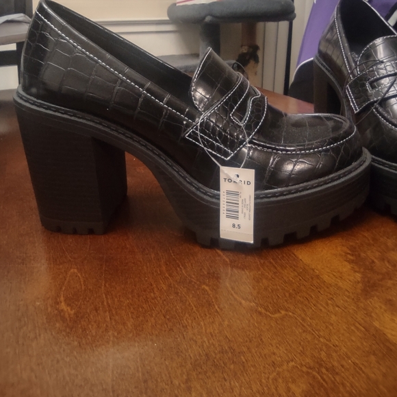 Torrid Black Chunky Heel Loafers - Picture 3 of 8